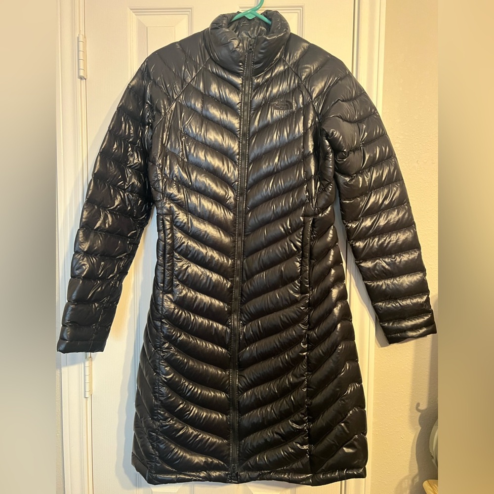Northface Women’s Coat 700 fill 
Goose Down Puffer
Size Small